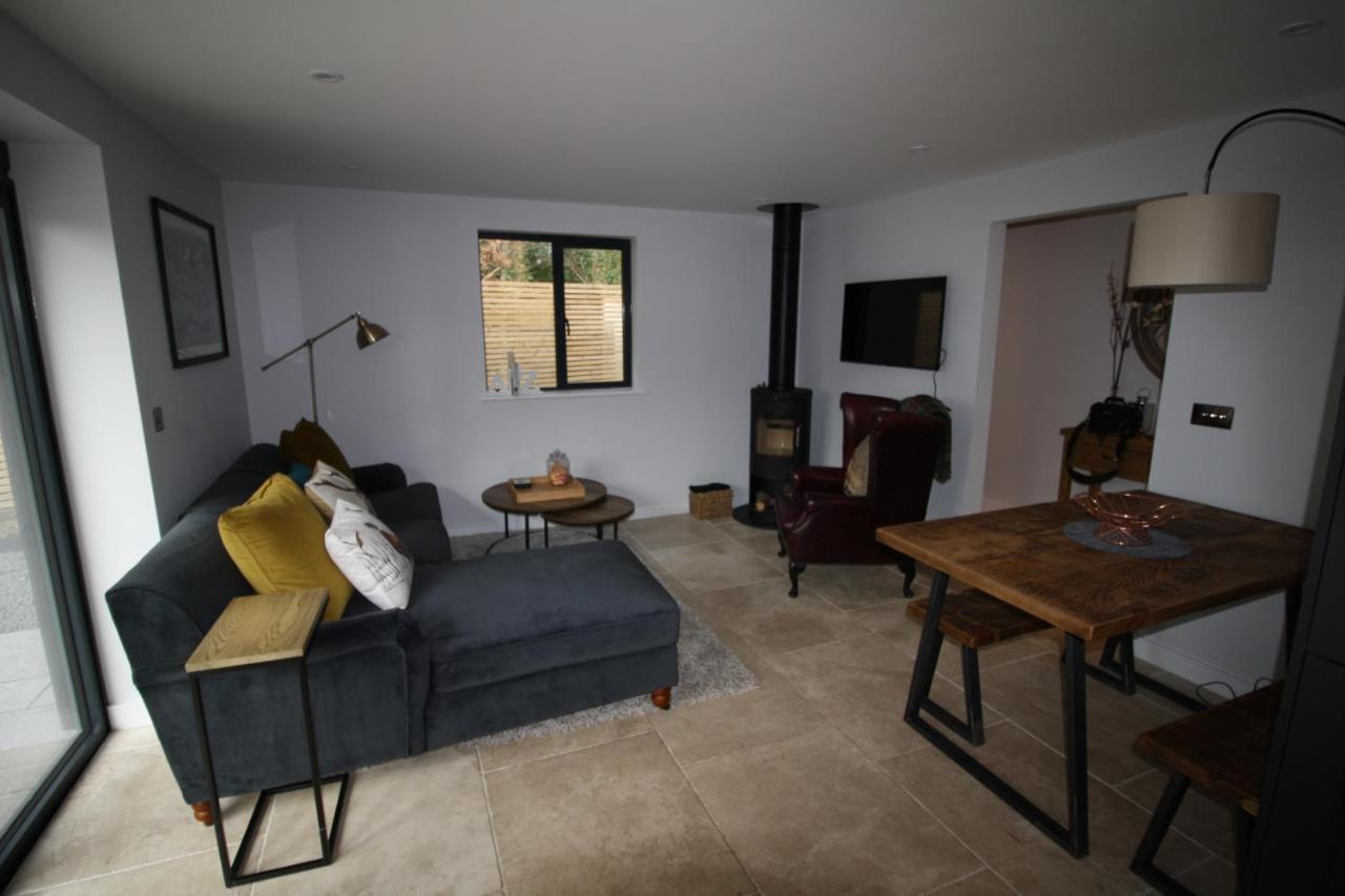 Ryefield Cottage - Luxurious Self-Catered Holiday Cottage With A Log Burner Chichester Exterior foto